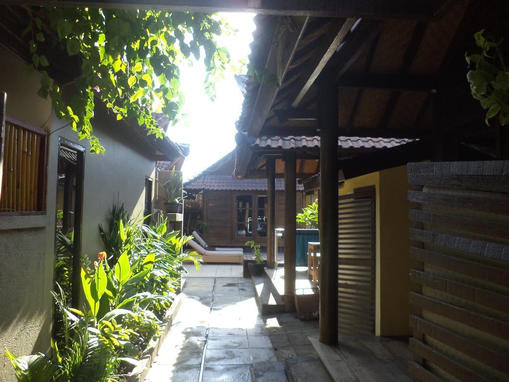 Drupadi Bungalows ギリ・トラワンガン エクステリア 写真