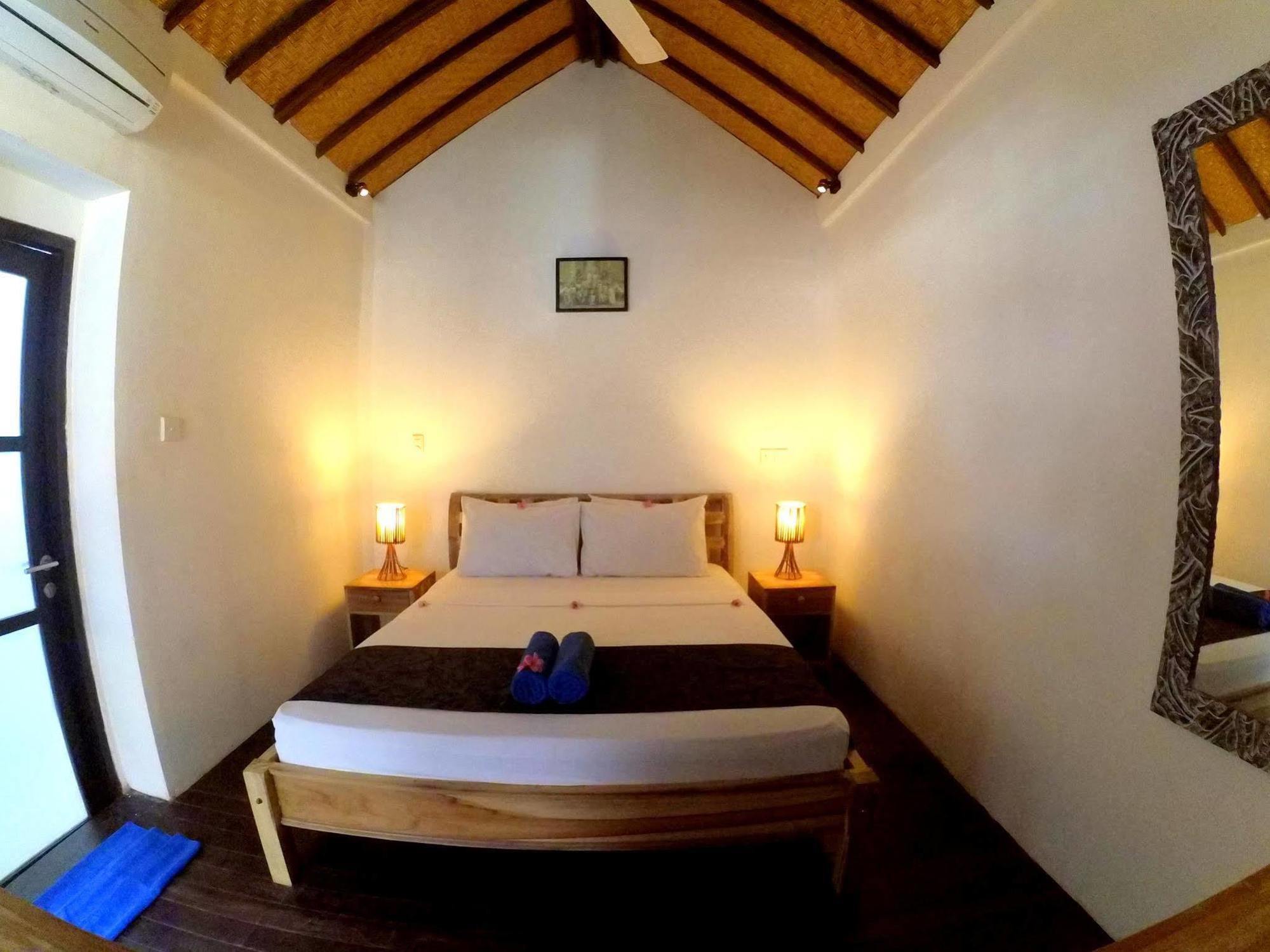 Drupadi Bungalows ギリ・トラワンガン エクステリア 写真