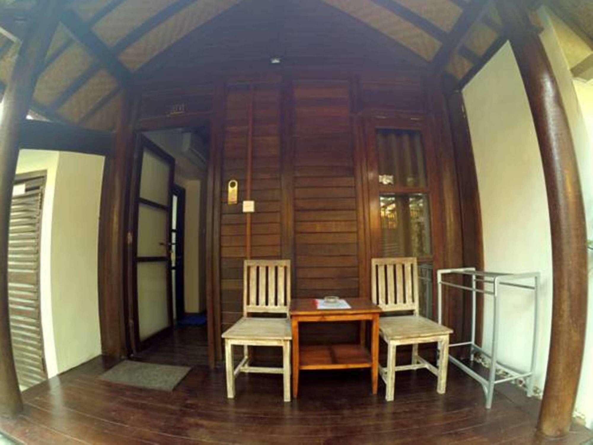 Drupadi Bungalows ギリ・トラワンガン エクステリア 写真