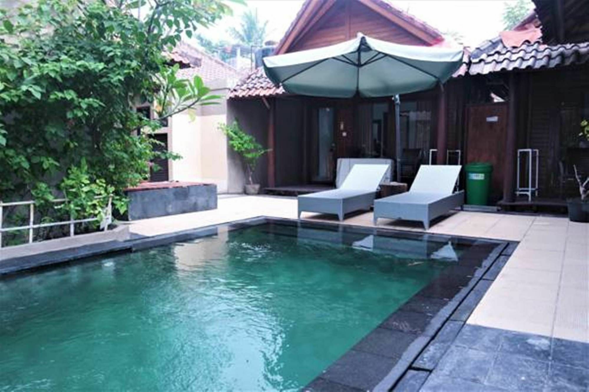 Drupadi Bungalows ギリ・トラワンガン エクステリア 写真